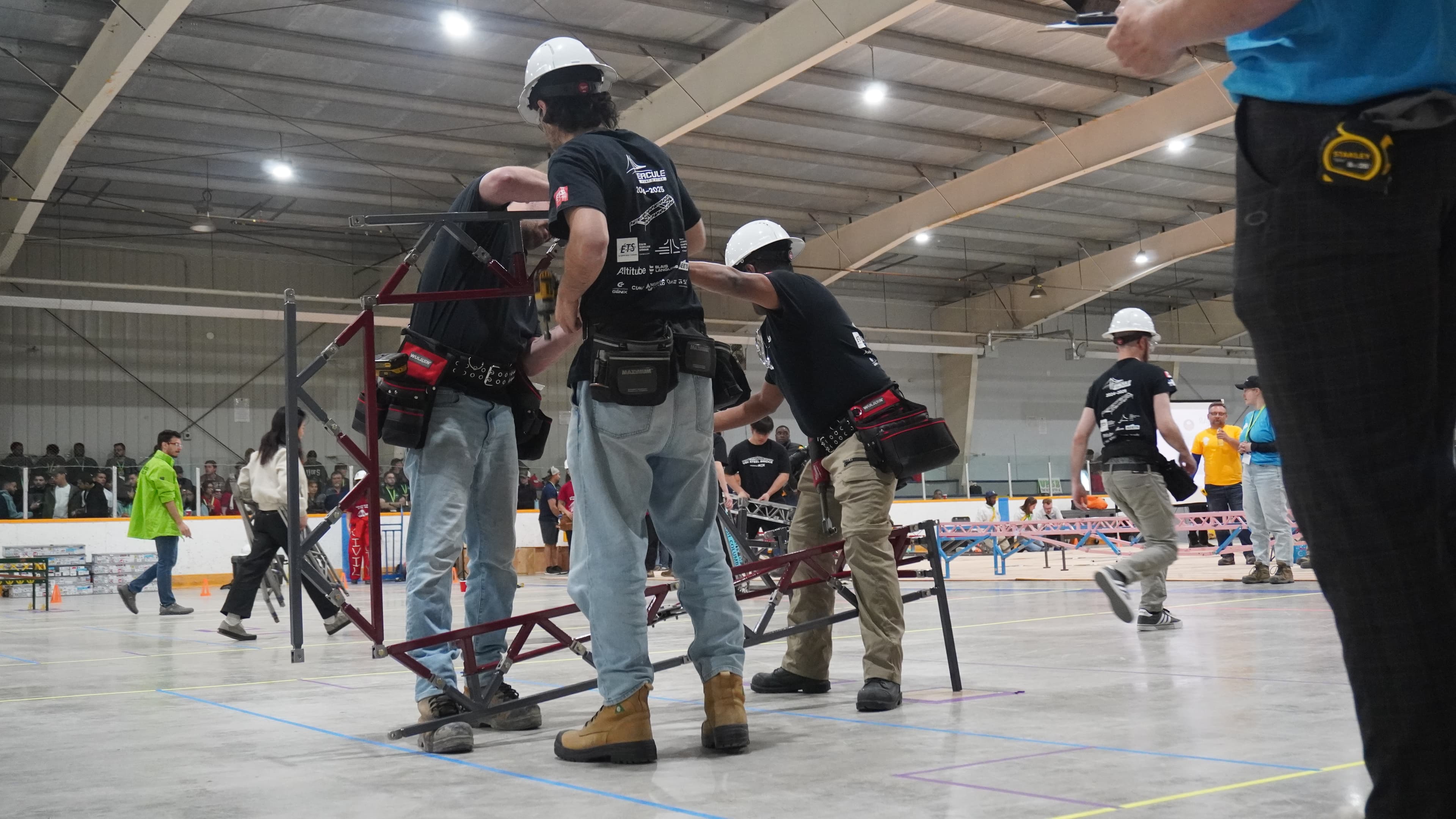 Assemblage du pont à la compétition canadienne de 2025